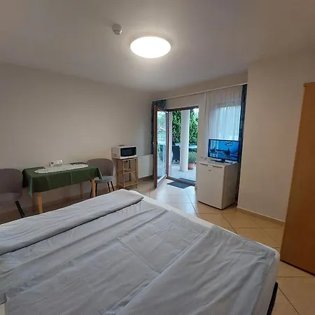 Apartament Anita Apartmanhaz *