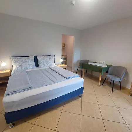 Anita Apartmanhaz Apartamento Balatonfüred