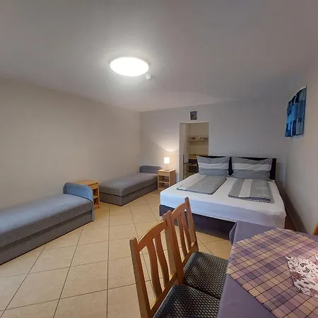 Διαμέρισμα Anita Apartmanhaz Balatonfüred