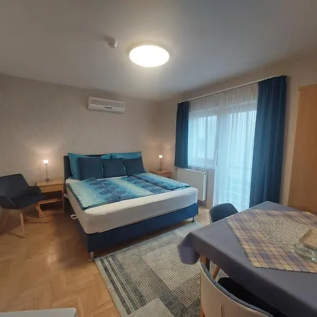 Anita Apartmanhaz Διαμέρισμα Balatonfüred