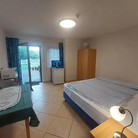 Anita Apartmanhaz Διαμέρισμα Balatonfüred