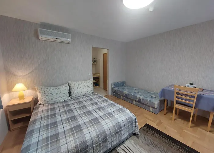 Anita Apartmanhaz * Balatonfured