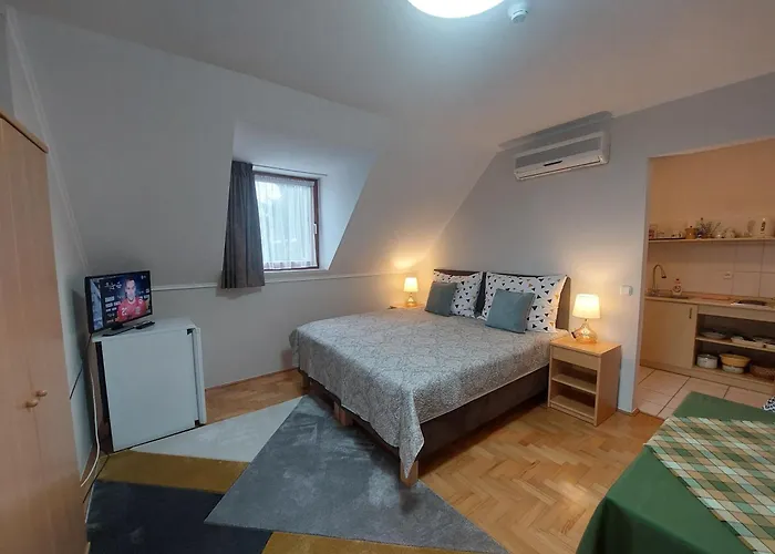 Lejlighed Anita Apartmanhaz Balatonfüred